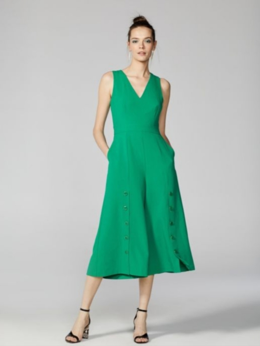 Vince Camuto Women's Green Button Detail Cropped  Jumpsuit